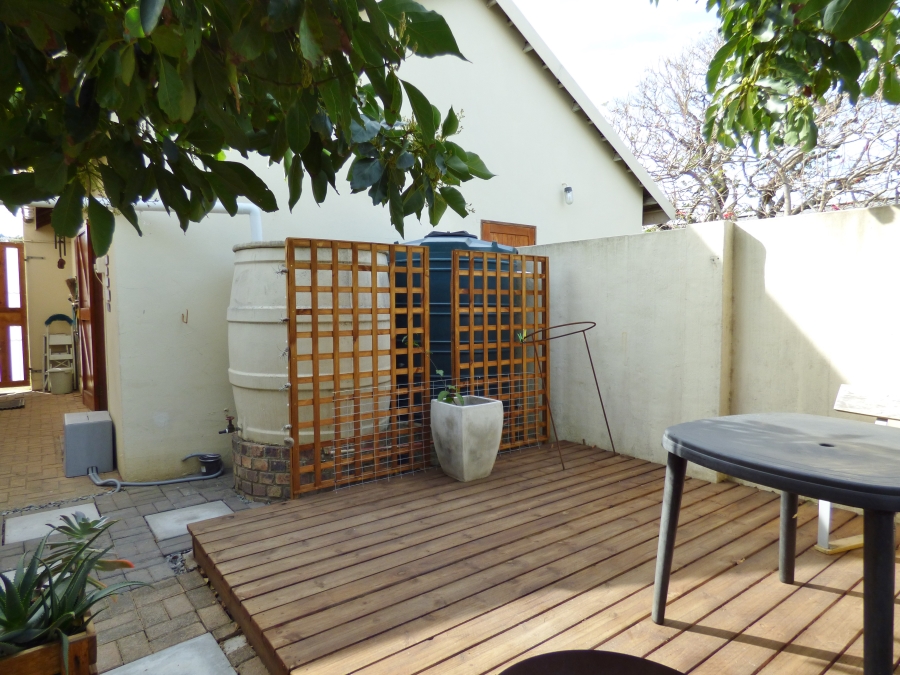 2 Bedroom Property for Sale in West Bank Eastern Cape